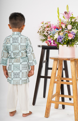 Kurta Set with Geometric Threadwork Design, Paired with Salwar