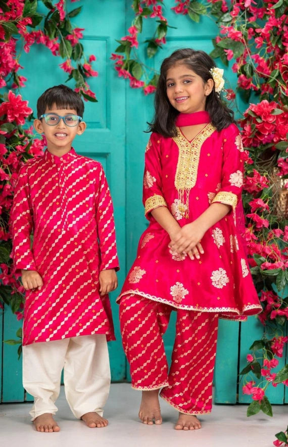 Leheriya Gaji Silk Peplum Palazzo Set – Rani Pink/Gold